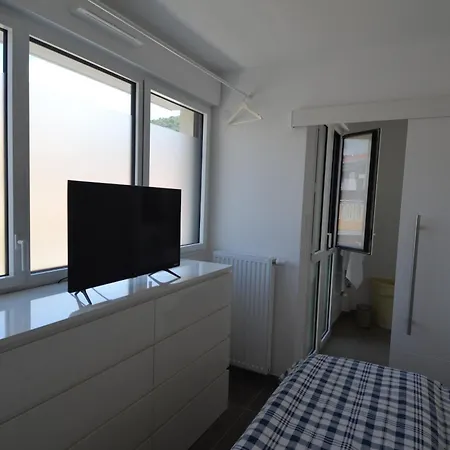 Smolett - Cosy Au Coeur Du Quartier Du Port Apartment *