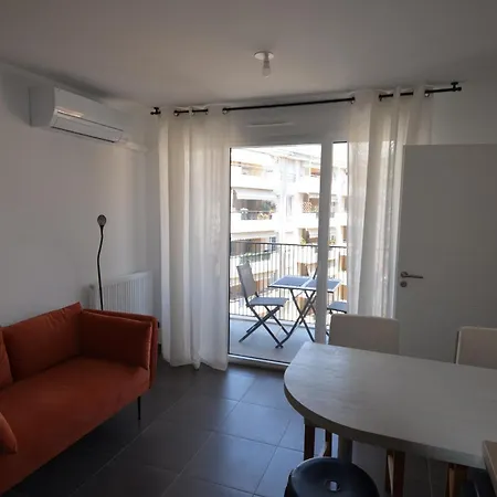 Smolett - Cosy Au Coeur Du Quartier Du Port Appartement